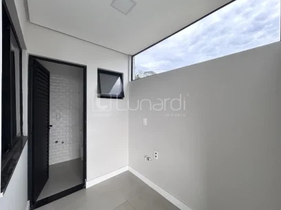 Casa com 3 Dormitórios - Miniatura - Lunardi Imóveis