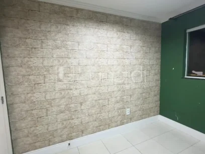 Casa com 4 Dormitórios - Miniatura - Lunardi Imóveis