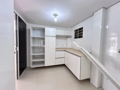 Casa com 3 Dormitórios - Miniatura - Lunardi Imóveis