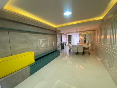 Apartamento com 4 Dormitórios - Miniatura - Lunardi Imóveis