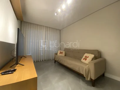 Sobrado com 3 Dormitórios - Miniatura - Lunardi Imóveis