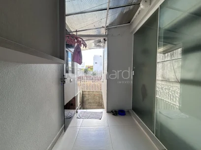 Casa com 2 Dormitórios - Miniatura - Lunardi Imóveis