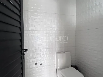 Casa com 3 Dormitórios - Miniatura - Lunardi Imóveis