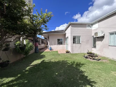 Casa com 3 Dormitórios - Miniatura - Lunardi Imóveis