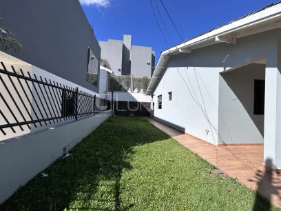 Casa com 3 Dormitórios - Miniatura - Lunardi Imóveis