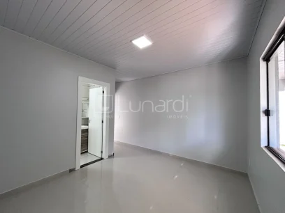 Casa com 3 Dormitórios - Miniatura - Lunardi Imóveis