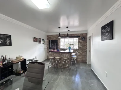 Casa com 3 Dormitórios - Miniatura - Lunardi Imóveis