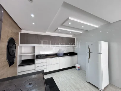 Casa com 3 Dormitórios - Miniatura - Lunardi Imóveis