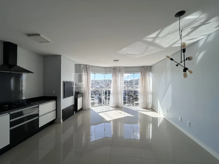 Apartamento com 2 Dormitórios - Lunardi Imóveis