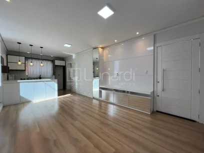 Casa com 2 Dormitórios - Miniatura - Lunardi Imóveis