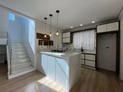 Casa com 2 Dormitórios - Miniatura - Lunardi Imóveis