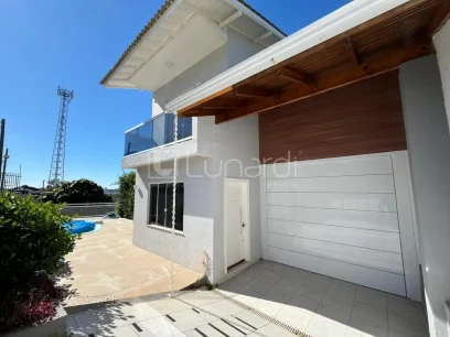 Casa com 2 Dormitórios - Miniatura - Lunardi Imóveis