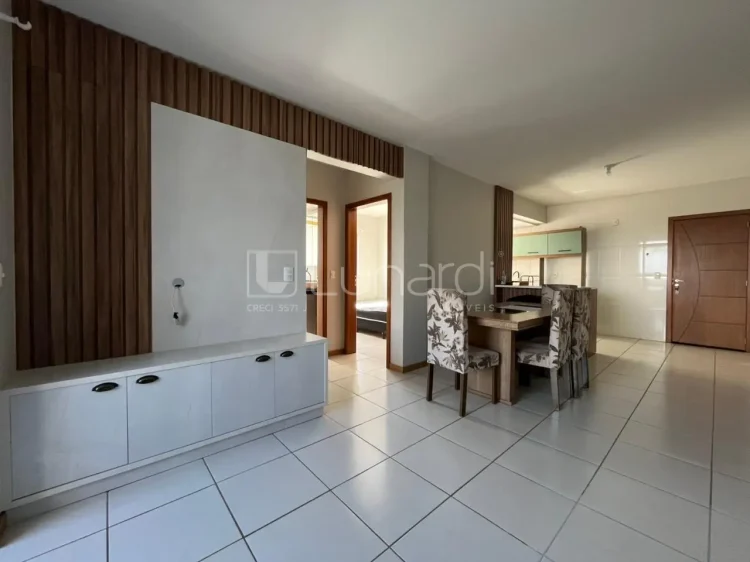 Apartamento com 2 Dormitórios - Lunardi Imóveis
