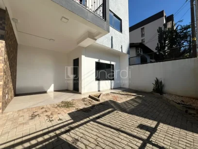 Casa com 3 Dormitórios - Miniatura - Lunardi Imóveis