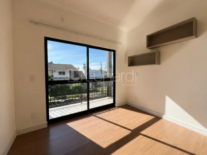 Casa com 3 Dormitórios - Miniatura - Lunardi Imóveis