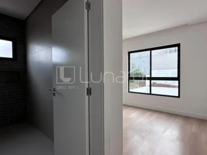 Casa com 3 Suítes - Miniatura - Lunardi Imóveis