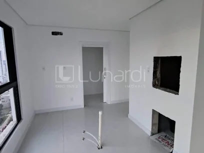 Apartamento com 3 Suítes - Miniatura - Lunardi Imóveis
