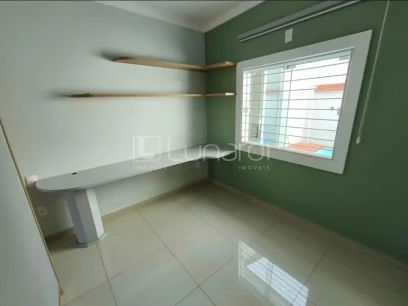 Casa com 2 Dormitórios - Miniatura - Lunardi Imóveis
