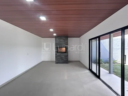 Casa com 3 Dormitórios - Miniatura - Lunardi Imóveis