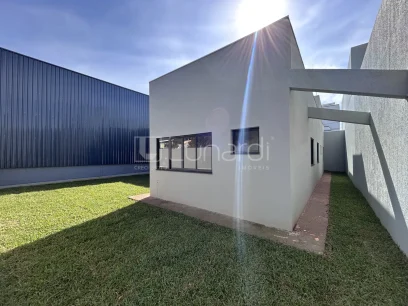 Casa com 3 Dormitórios - Miniatura - Lunardi Imóveis