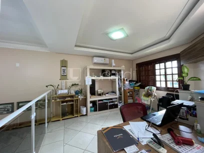 Casa com 3 Dormitórios - Miniatura - Lunardi Imóveis