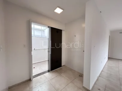 Casa com 2 Dormitórios - Miniatura - Lunardi Imóveis