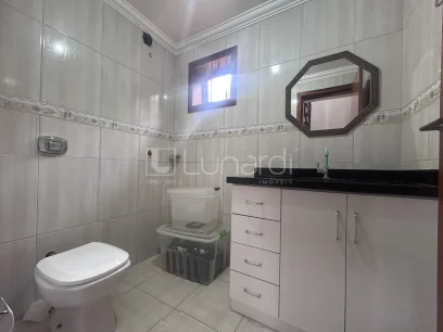Casa com 3 Dormitórios - Miniatura - Lunardi Imóveis