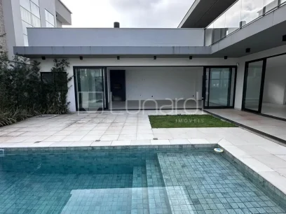 Casa com 3 Suítes - Miniatura - Lunardi Imóveis