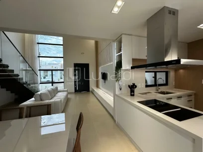 Casa com 3 Dormitórios - Miniatura - Lunardi Imóveis