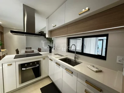 Casa com 3 Dormitórios - Miniatura - Lunardi Imóveis