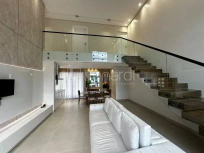 Casa com 3 Dormitórios - Miniatura - Lunardi Imóveis