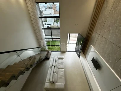 Casa com 3 Dormitórios - Miniatura - Lunardi Imóveis