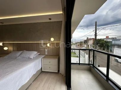 Casa com 3 Dormitórios - Miniatura - Lunardi Imóveis