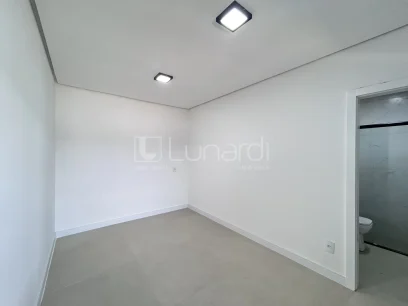 Casa com 3 Dormitórios - Miniatura - Lunardi Imóveis