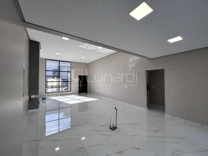 Casa com 3 Dormitórios - Miniatura - Lunardi Imóveis