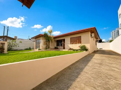 Casa com 3 Dormitórios - Miniatura - Lunardi Imóveis