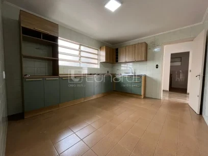 Casa com 3 Dormitórios - Miniatura - Lunardi Imóveis