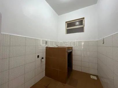 Casa com 3 Dormitórios - Miniatura - Lunardi Imóveis