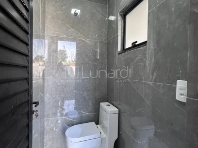 Casa com 3 Dormitórios - Miniatura - Lunardi Imóveis