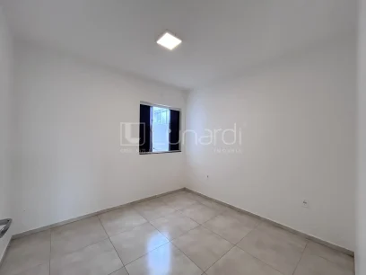 Casa com 2 Dormitórios - Miniatura - Lunardi Imóveis