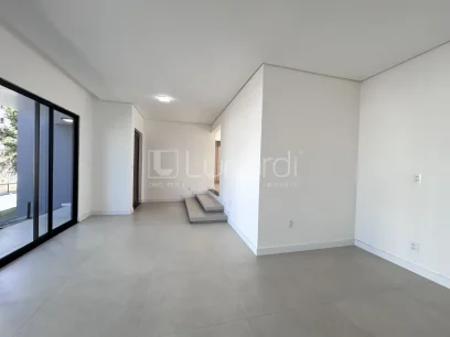 Casa com 3 Dormitórios - Miniatura - Lunardi Imóveis