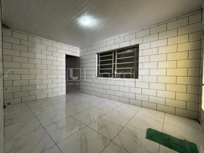 Casa com 3 Dormitórios - Miniatura - Lunardi Imóveis