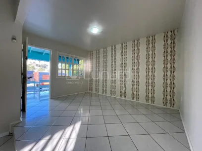 Casa com 3 Dormitórios - Miniatura - Lunardi Imóveis