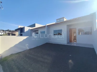 Casa com 2 Dormitórios - Miniatura - Lunardi Imóveis
