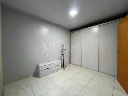 Casa com 4 Dormitórios - Miniatura - Lunardi Imóveis
