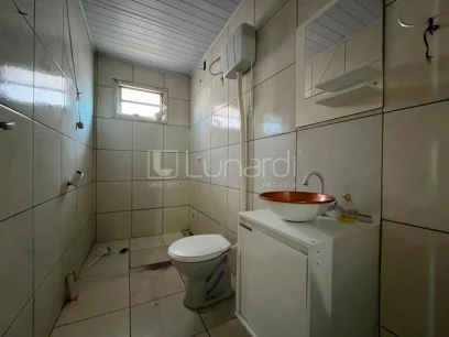 Casa com 2 Dormitórios - Miniatura - Lunardi Imóveis