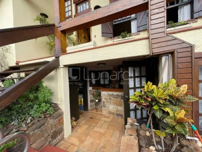 Casa com 4 Dormitórios - Miniatura - Lunardi Imóveis