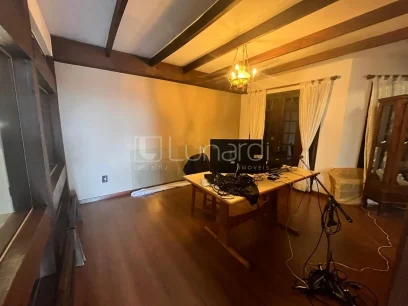 Casa com 4 Dormitórios - Miniatura - Lunardi Imóveis
