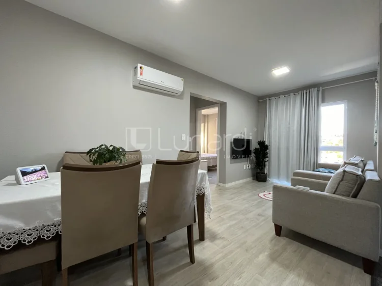 Apartamento com 2 Dormitórios - Lunardi Imóveis