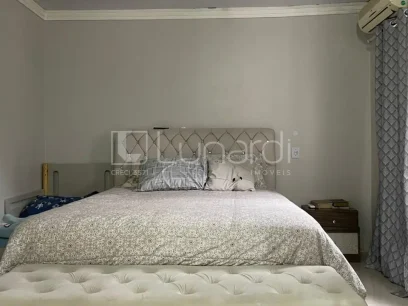 Casa com 3 Dormitórios - Miniatura - Lunardi Imóveis